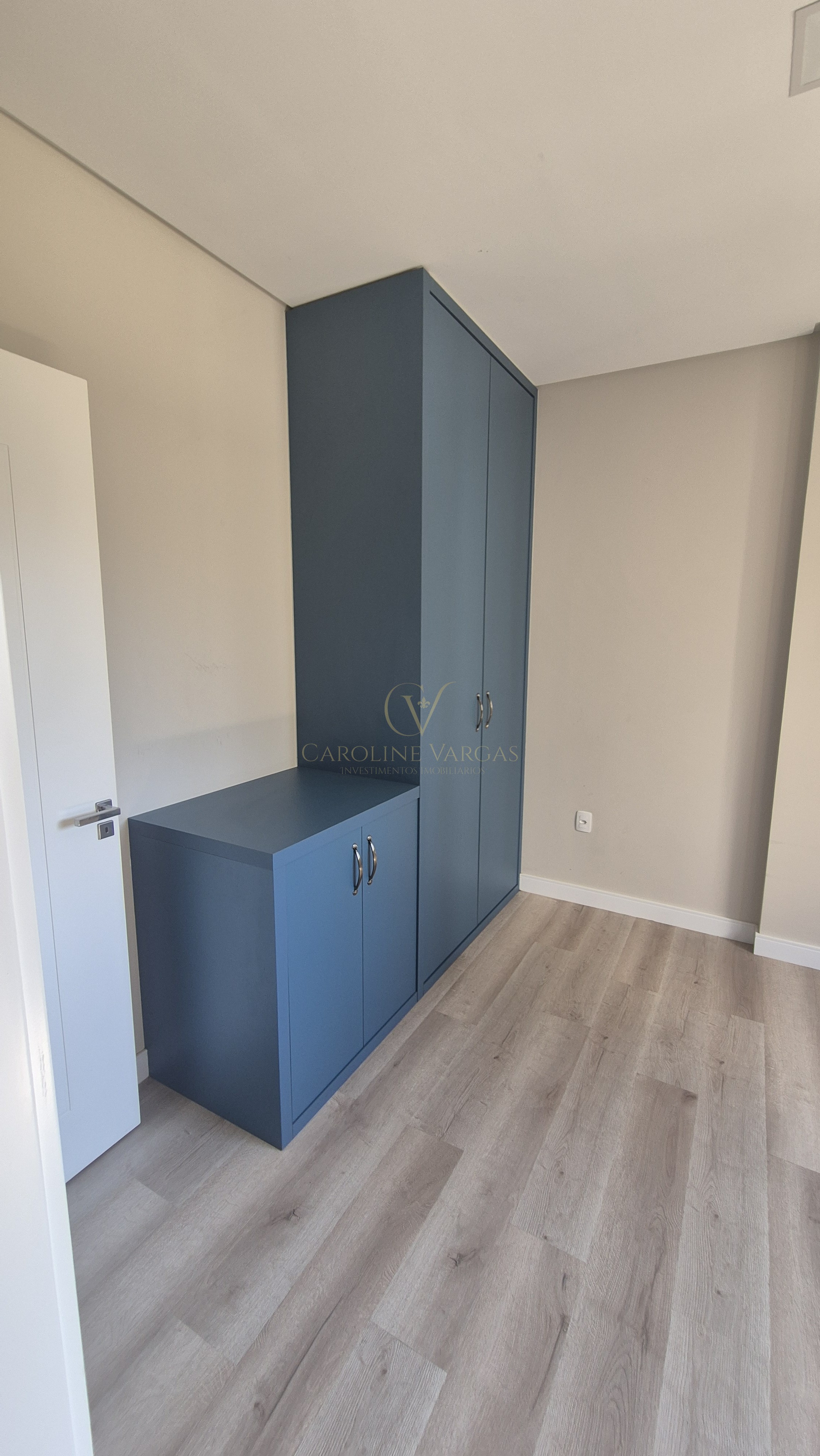 Apartamento para Locação Anual no bairro MEIA PRAIA  em Itapema