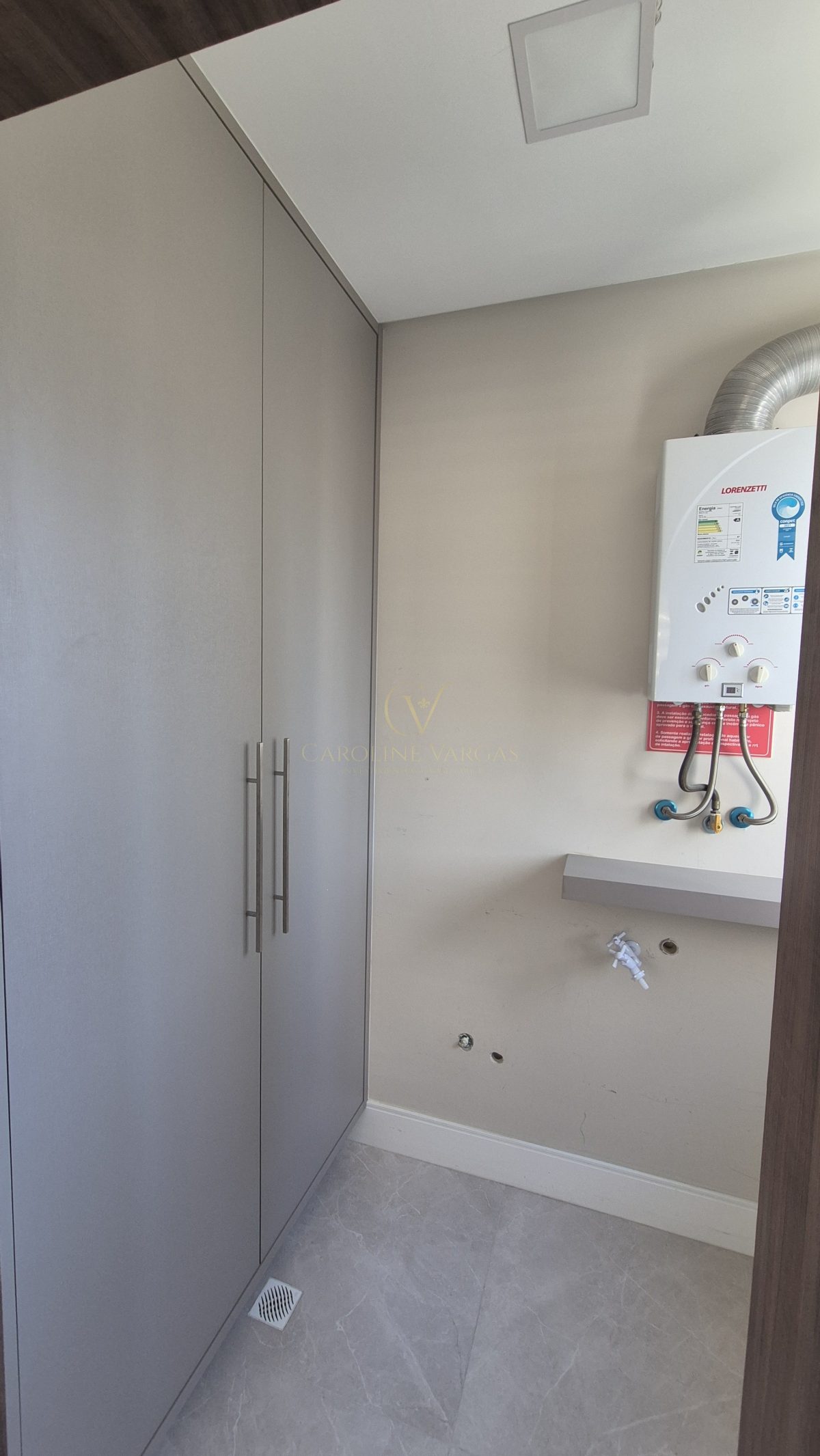Apartamento para Locação Anual no bairro MEIA PRAIA  em Itapema