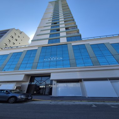 Apartamento 3 suítes para Locação Anual em Itapema