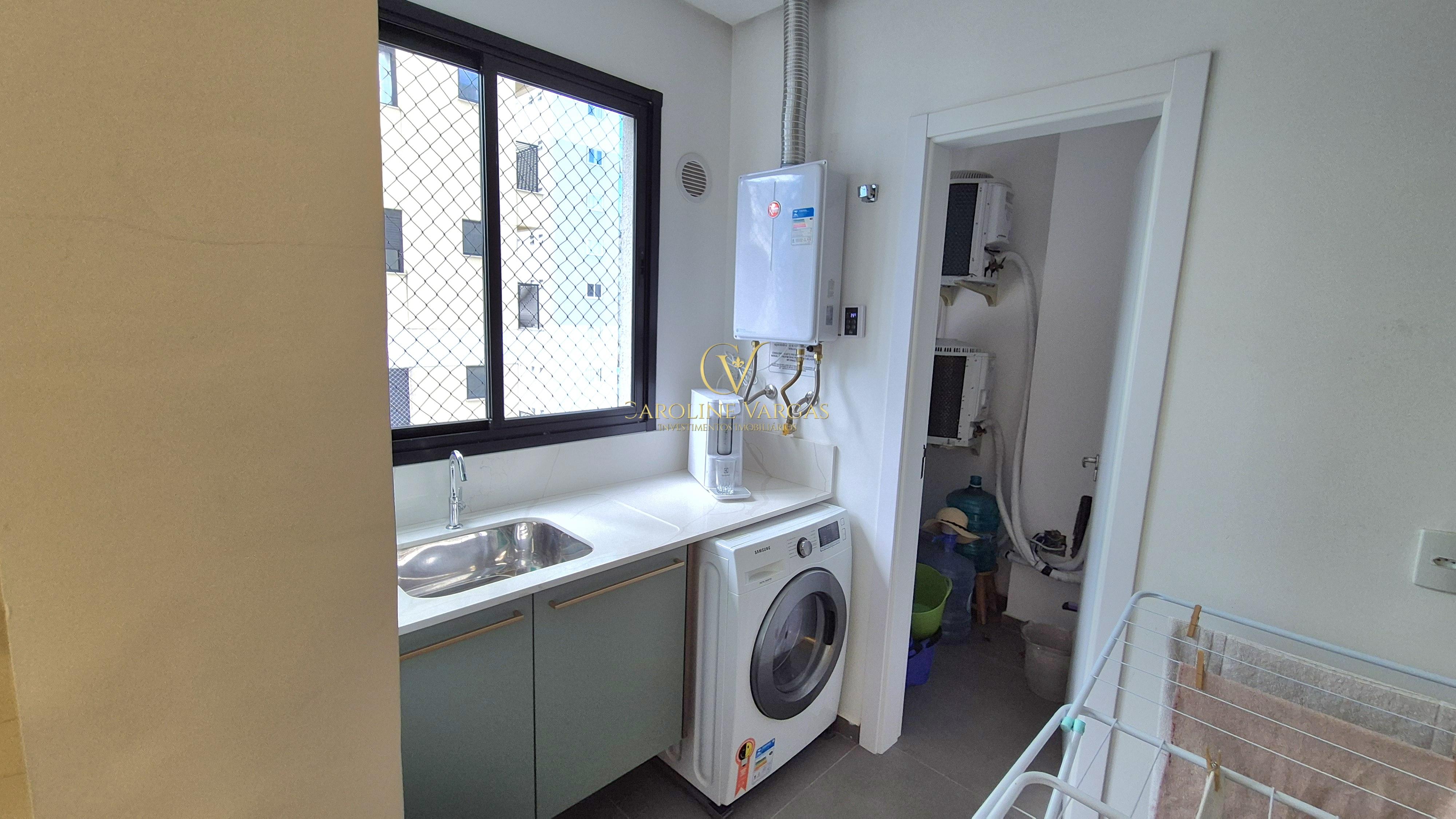 Apartamento para Locação Anual no bairro Meia Praia em Itapema