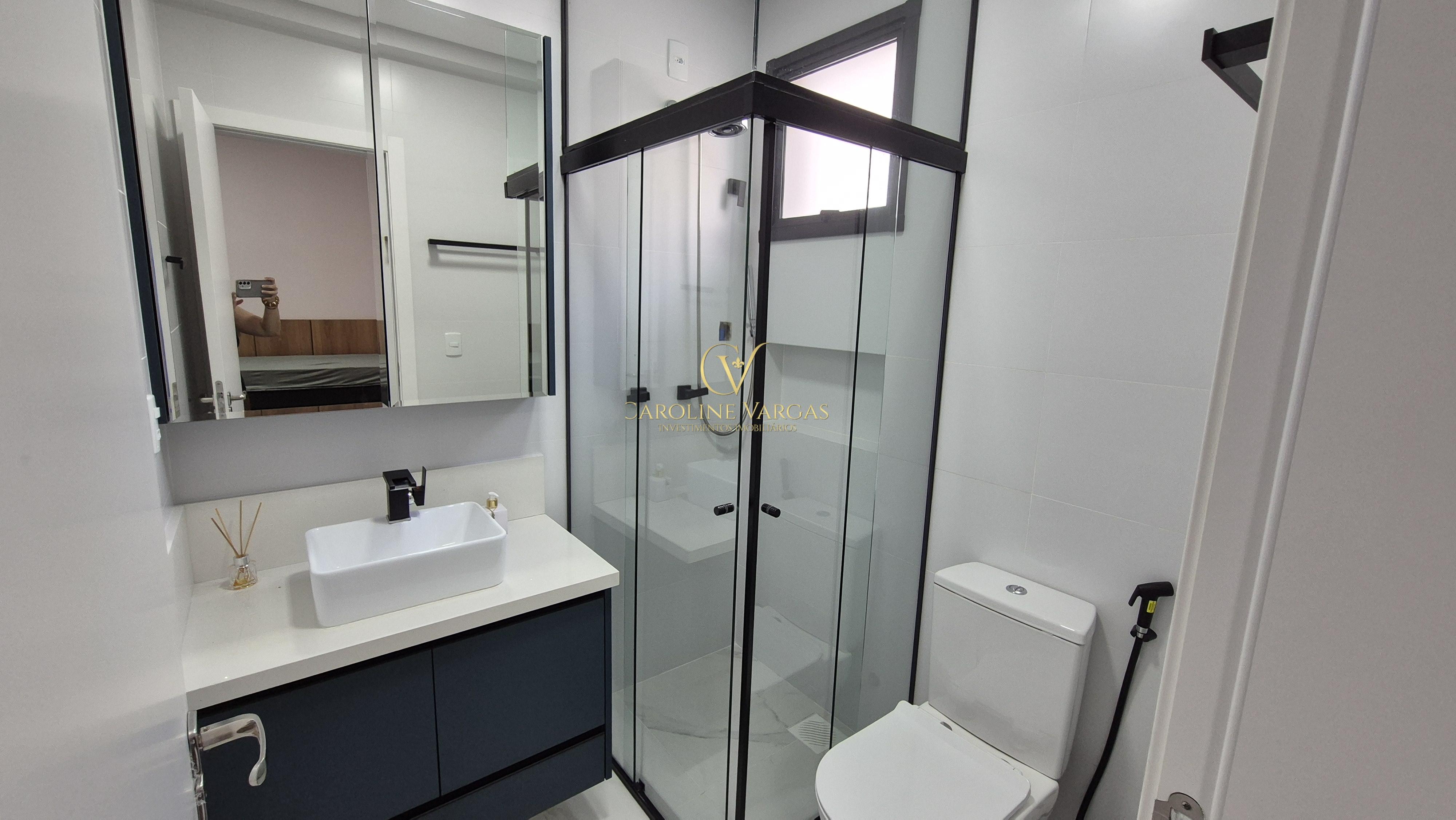 Apartamento para Locação Anual no bairro Meia Praia em Itapema